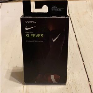 Nike Football Pro sleeves